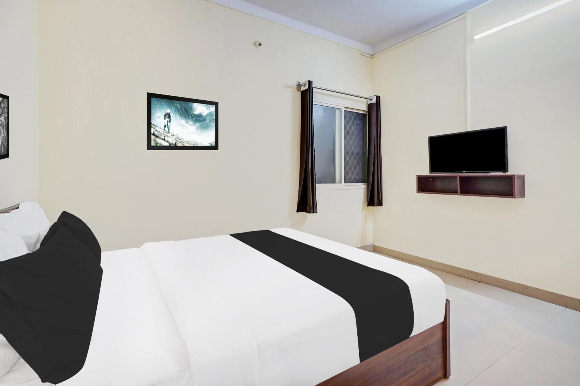 Super Townhouse Hebbal Mysore Belagula Eksteriør bilde